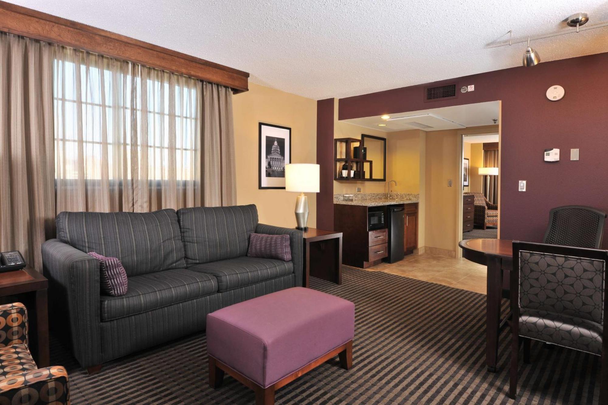 Embassy Suites Des Moines Downtown Kültér fotó